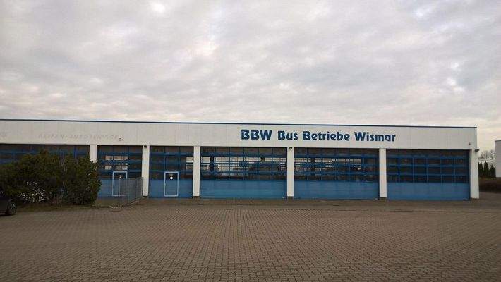 Gewerbehalle 2 (Vorderseite)