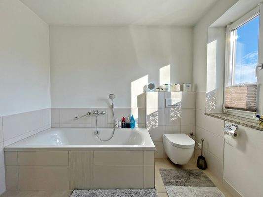 Bad EG - Weitwinkel (2).jpg