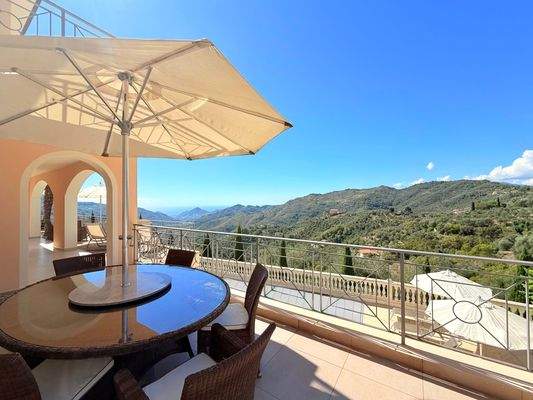 PE_1049_TERRA ITALIA IMMOBILIEN_LIGURIEN_VILLA_PER