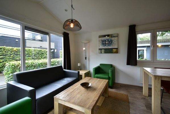 Chalet Bad Hoophuizen Wohnzimmer  05