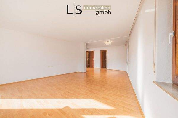 Wohn-/ und Essbereich