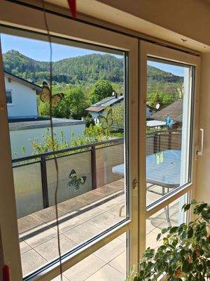 OG Wohnen m. Zugang Balkon