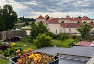 Blick zum Schloß Rheinsberg von der Terrasse aus
