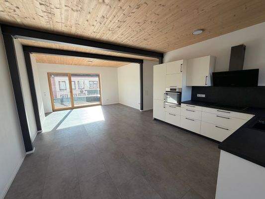 Offener Wohn- und Essbereich.jpg