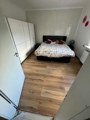 16 EG Schlafzimmer 2
