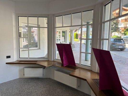 Kiosk_Werbefläche_Sand in Taufers_Bürofläche