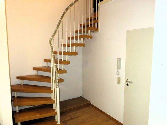 Treppe zum Spitzboden