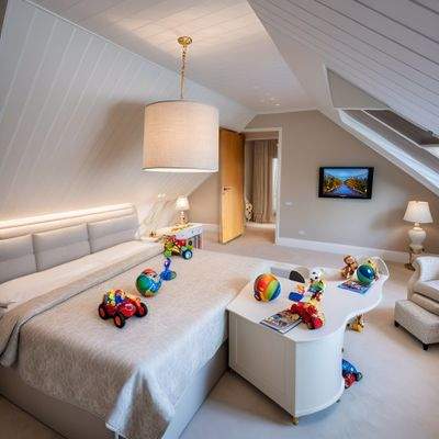 Spitzboden Zimmer - KI Wohnbeispiel