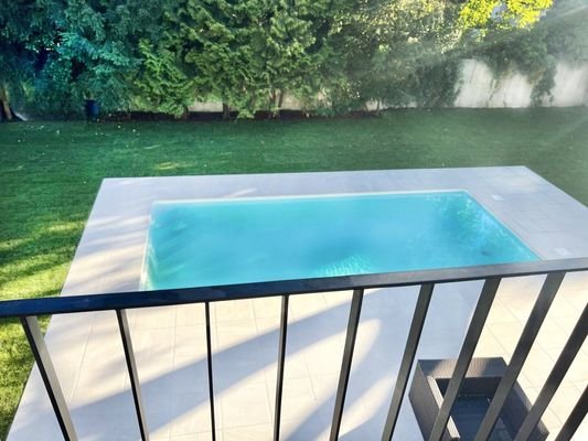 AUSSENBEREICH - POOLANLAGE