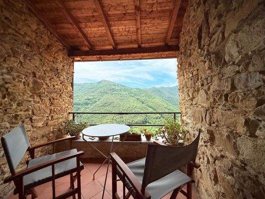 AP_1017_TERRA ITALIA IMMOBILIEN_LIGURIEN_APRICALE_