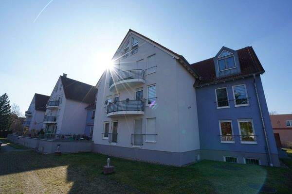 Außenansicht Halle, Paul Singer Str (4)