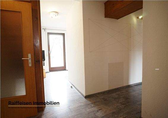 Raiffeisenstraße 13