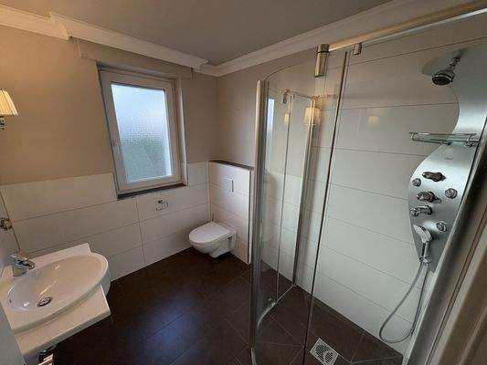 Badezimmer Erdgeschoss