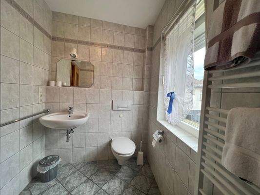 1.OG Pension Badezimmer
