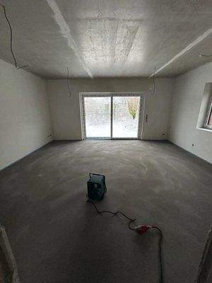 Wohnzimmer mit Terrassentür