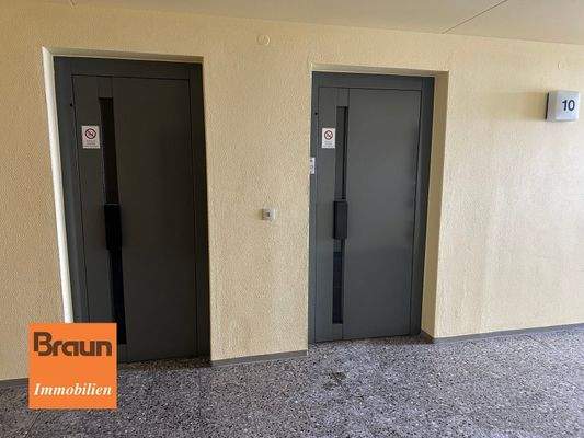 4,5-Zi.-ETW, VS-S, Personenaufzüge