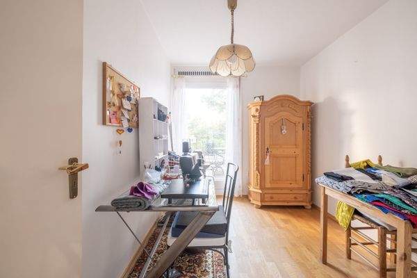 Kinder-, Arbeitszimmer