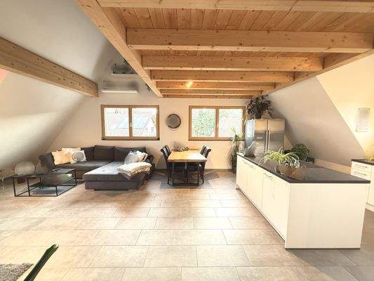 Wohn- und Essbereich