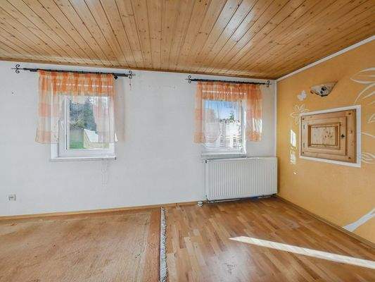 Esszimmer b (Durchreiche zur Küche)