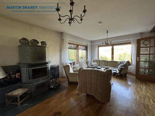 Wohnzimmer mit Kamin