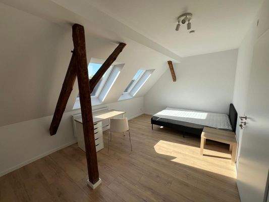 WG Zimmer (Dachgeschoss links)