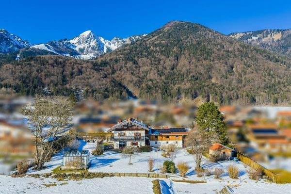 Traumgrundstück in Ortsrandlage