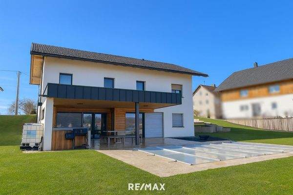 2_Aussen_KI-bearbeitet