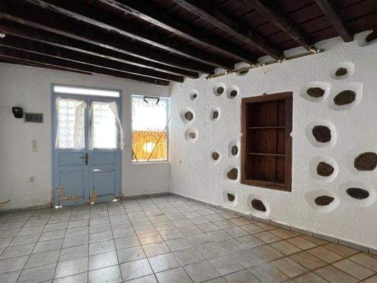 Kreta, Kritsa: Großes Gebäude im Dorfzentrum, ideal für gewerbliche und Wohnnutzung