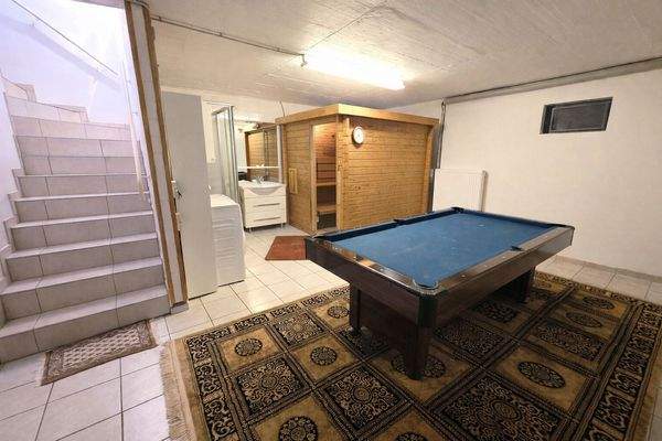 Sauna, Waschraum, Partybereich