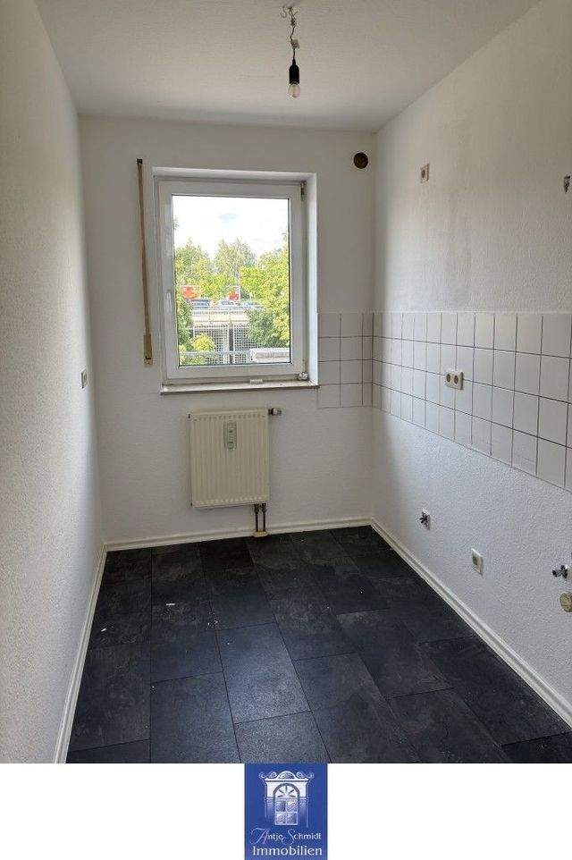 Bischofswerda! Raffinierte Wohnung ... Tageslichtbad mit Wanne und Dusche! - Photo 1