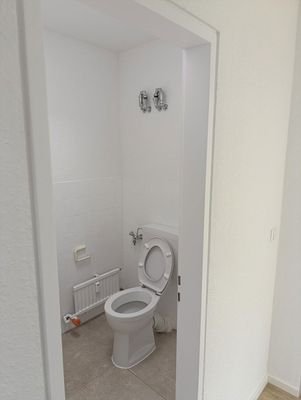 Separate Toilette
