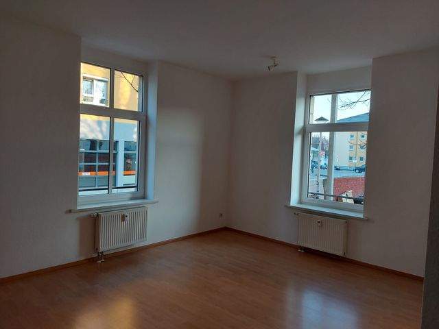 Renovierte 2 Raum Wohnung mit Tageslichtbad - Foto 3