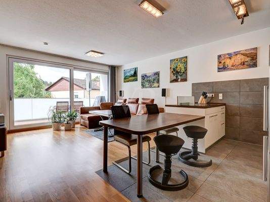 Offener Wohn- und Essbereich Küche