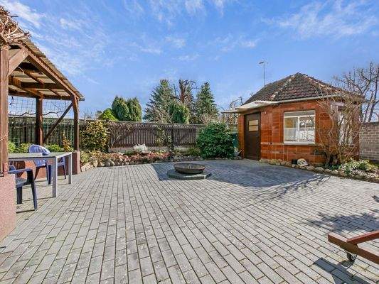 Hinterer Gartenbereich d