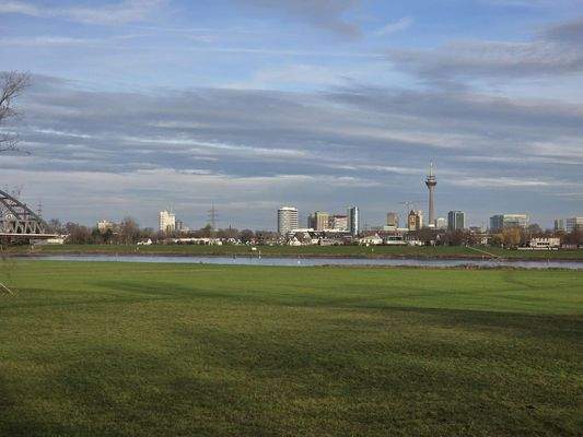 Blick auf Stadt Düsseldorf