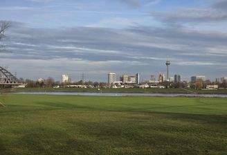Blick auf Stadt Düsseldorf