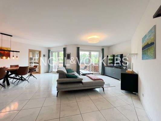 Zweifacher Zugang zum Balkon