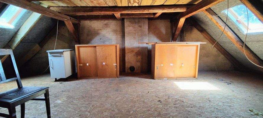 Dachboden ausbaufähig