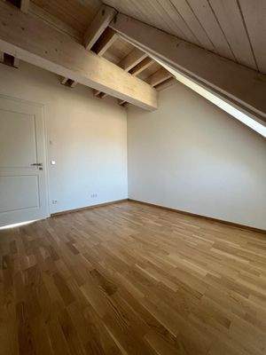 Kinder-/ Arbeitszimmer 1