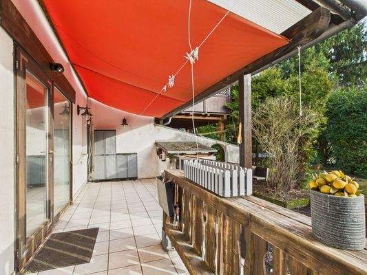 CAM01708G0-PR0085-STILL030