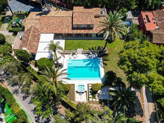 Photo: Villa in Marbella East