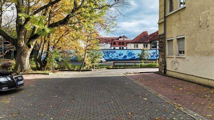 Zufahrt Stellplätze