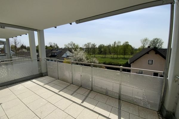Sonniger Südwestbalkon