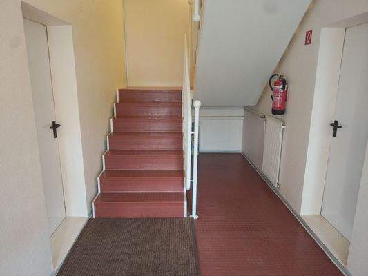 9136KC-04 Hauseingangsbereich