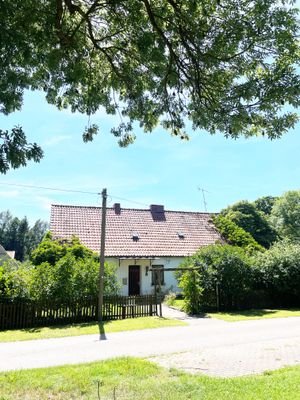 Haus von der Strasse 2
