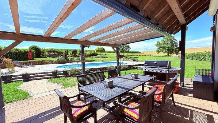 überdachter Freisitz