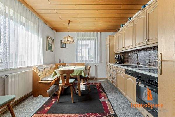 Küche mit integriertem Essplatz