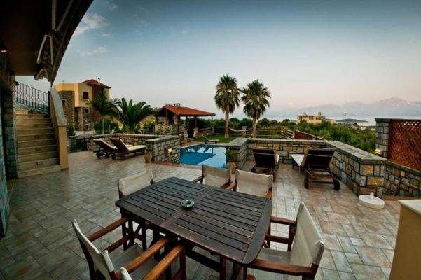 Kreta, Katsikia: Luxuriöse Villa mit Pool, Garten, Meerblick zu verkaufen