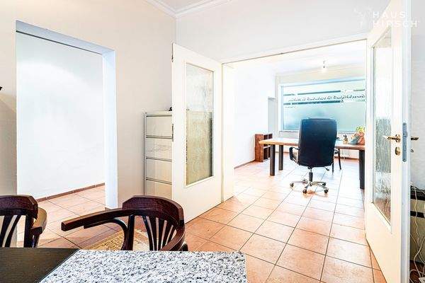 2. Raum Blick in Richtung Straßenseite