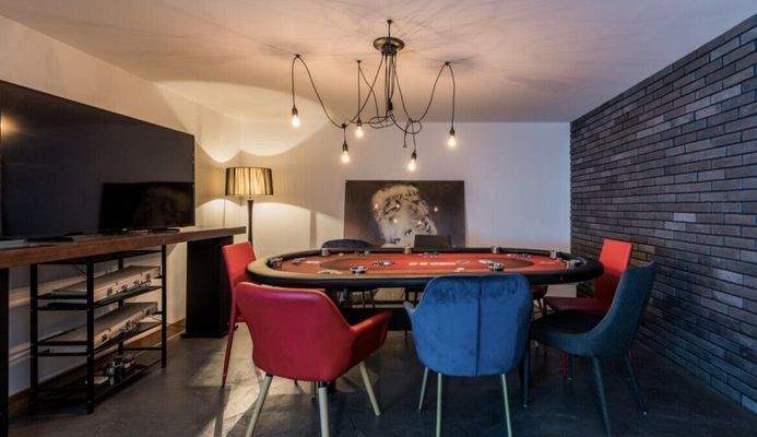 Photo: Villa in Marbella East